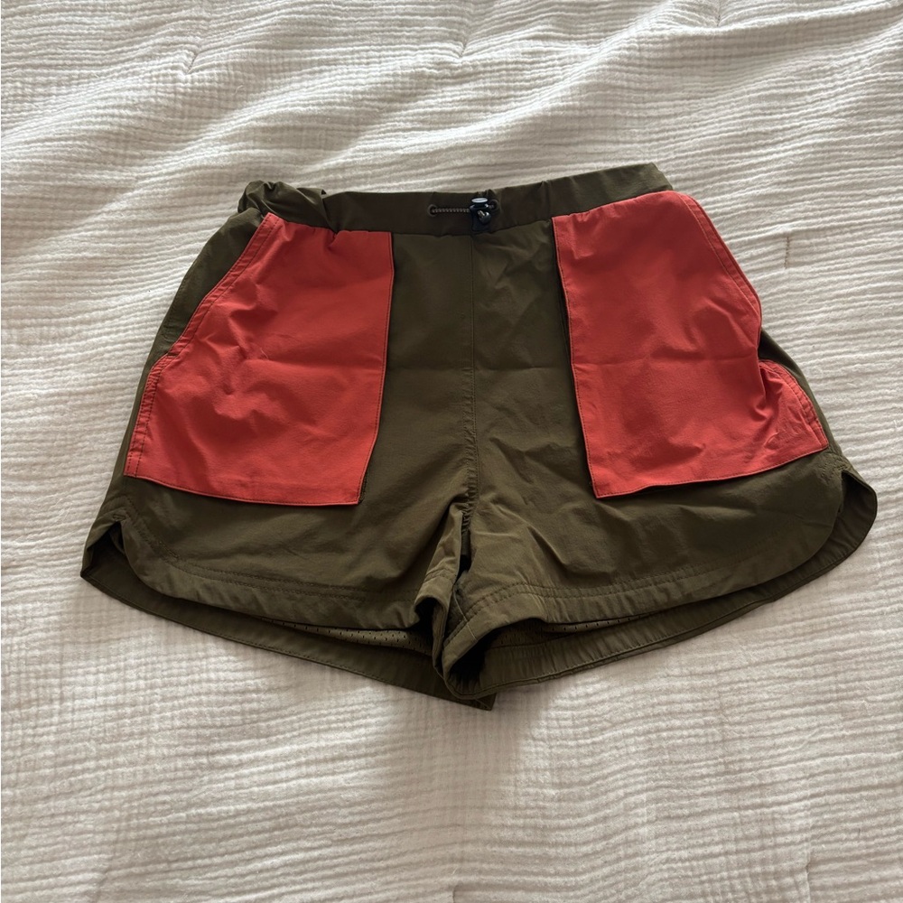 Vibrant Green and Red Athletic Shorts for Active Wear
